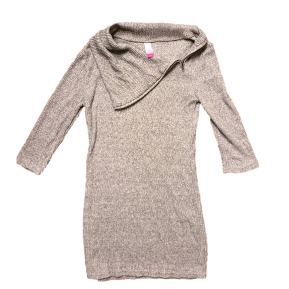 No Boundaries Sweaters - No BOUNDRIES grey sweater. Very cute! Size L. EXCELLENT CONDITION!